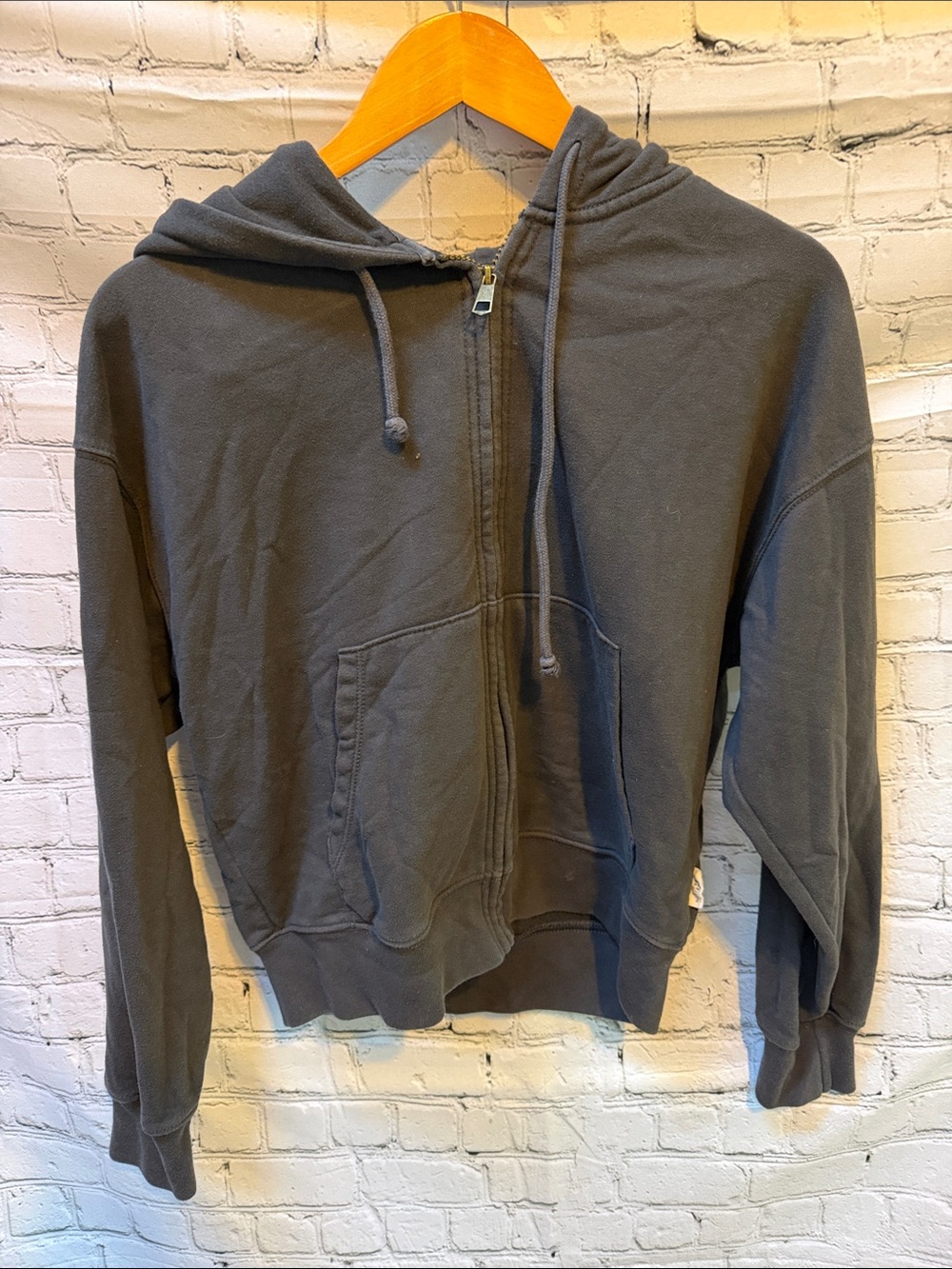 American Eagle charcoal gray full-zip hoodie, size XS.